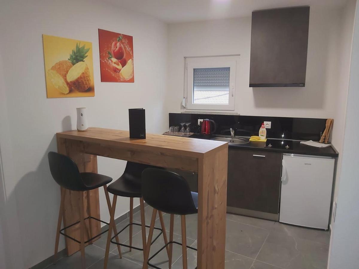 Gold Apartmani Kozarac Екстериор снимка