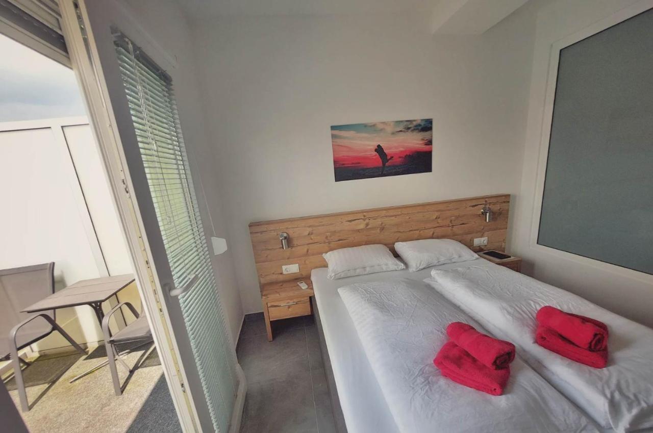 Gold Apartmani Kozarac Екстериор снимка
